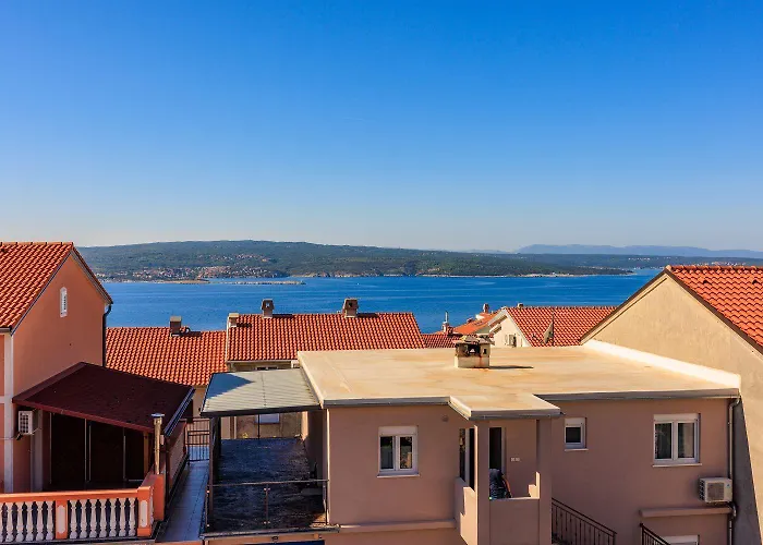 Appartement Idyllisches Studio-apartment Mit Grandiosen Meerblick, Privatparkplatz, Wifi Crikvenica