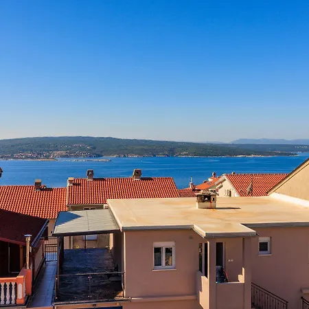 Apartamento Idyllisches Studio-apartment Mit Grandiosen Meerblick, Privatparkplatz, Wifi Crikvenica