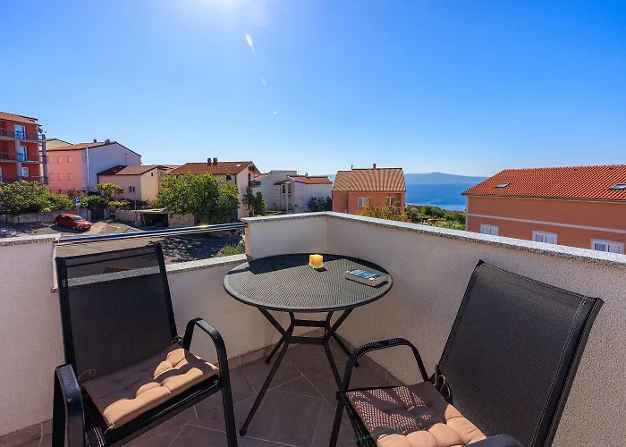 Idyllisches Studio-apartment Mit Grandiosen Meerblick, Privatparkplatz, Wifi Daire